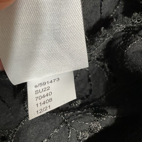 Loft Eyelet Ruffle Split Neck Shell Top Medium - Picture 11 of 11